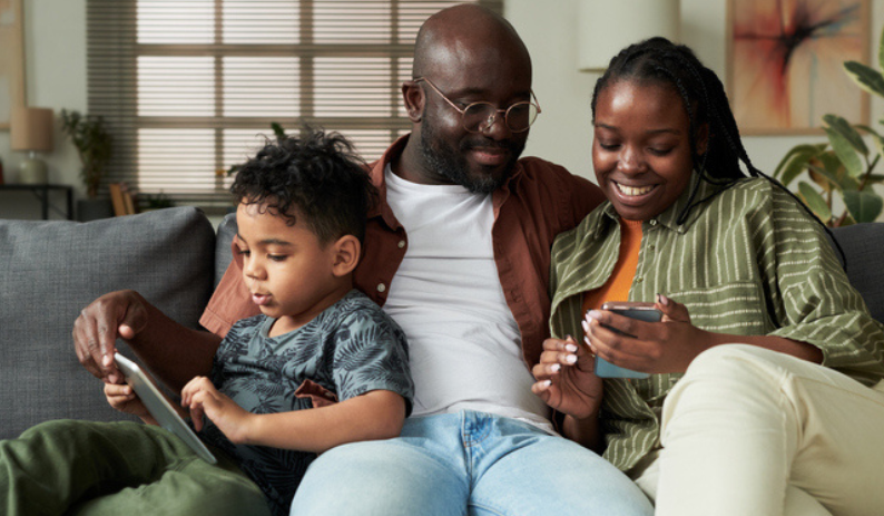 Navigating Parenthood in the Age of Technology